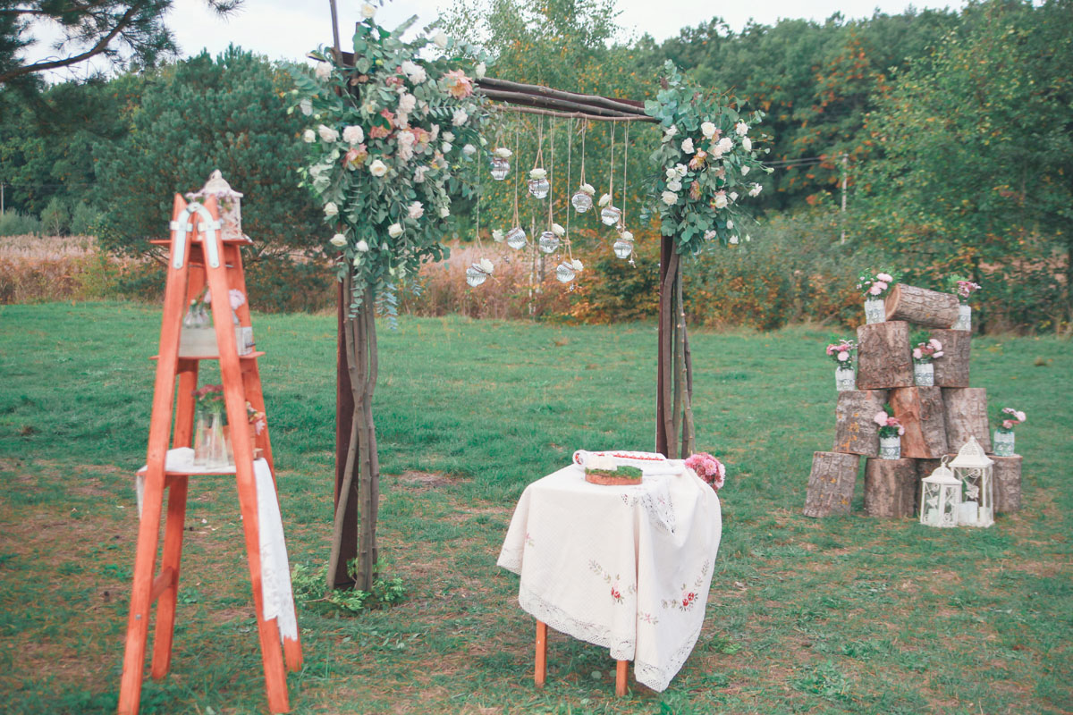 outdoor decorations for an event